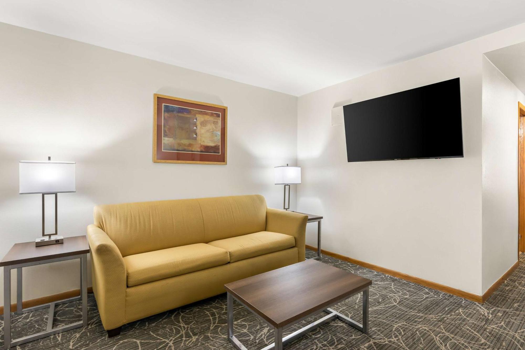 Best Western West Towne Suites Мадисон Экстерьер фото