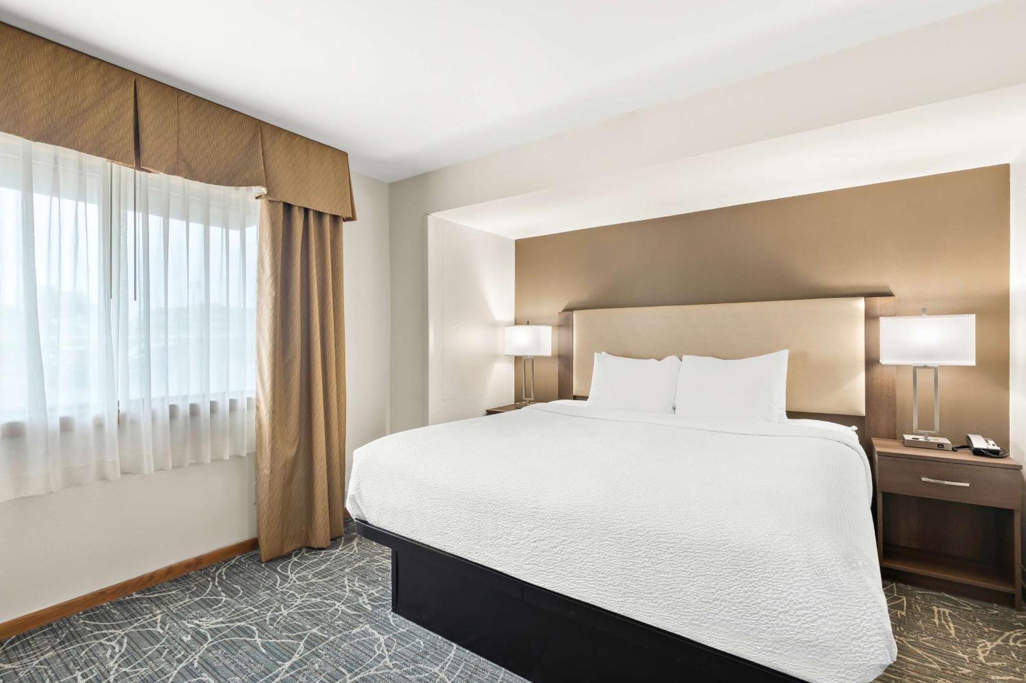 Best Western West Towne Suites Мадисон Экстерьер фото