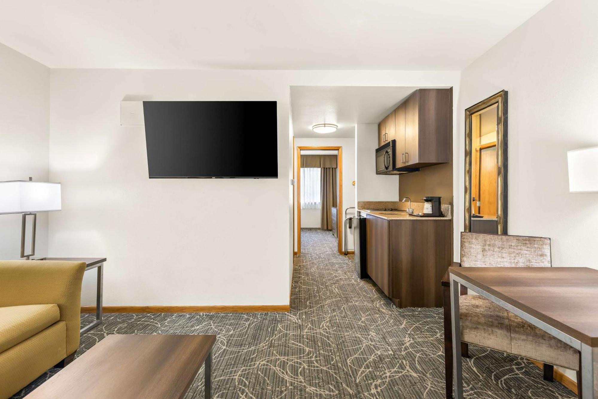 Best Western West Towne Suites Мадисон Экстерьер фото