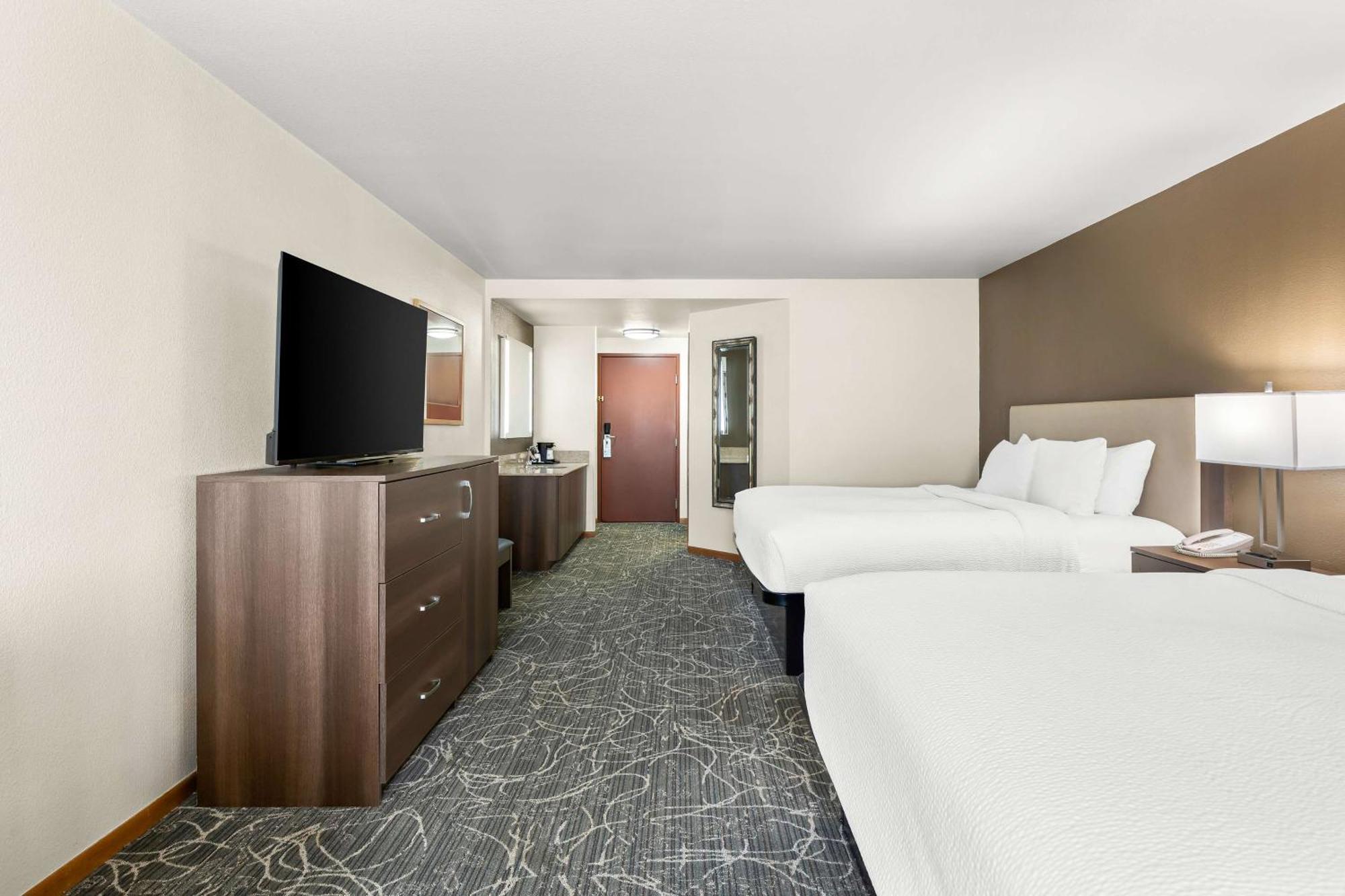 Best Western West Towne Suites Мадисон Экстерьер фото