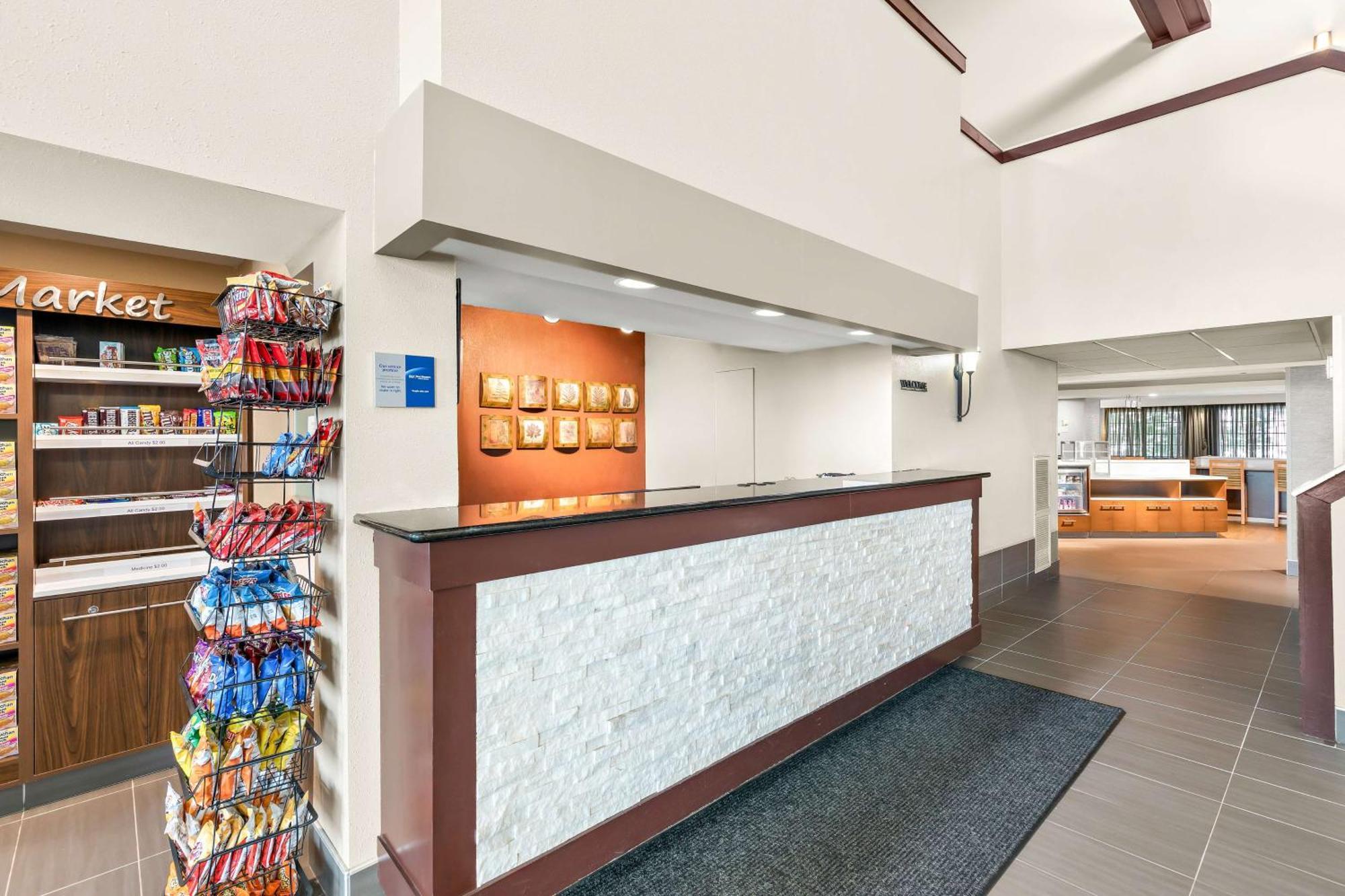 Best Western West Towne Suites Мадисон Экстерьер фото